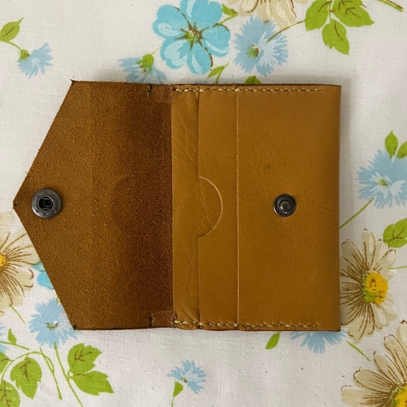 Handmade Genuine Leather Wallet - Picture 3 of 5